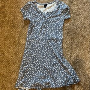 Art Class Blue and White Floral Casual Dress
